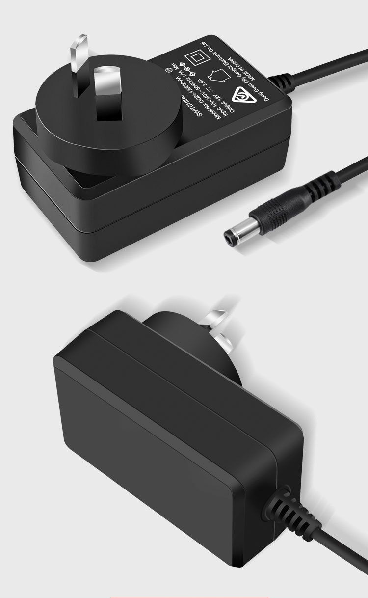 高品質(zhì)原裝電源適配器 24V1A與12V2A雙規(guī)格，兼顧能效認(rèn)證與設(shè)備兼容